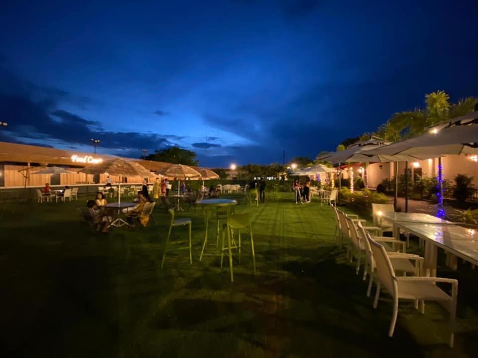 Focus Club And Resort Ranchi Exteriör bild