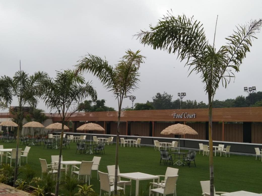 Focus Club And Resort Ranchi Exteriör bild